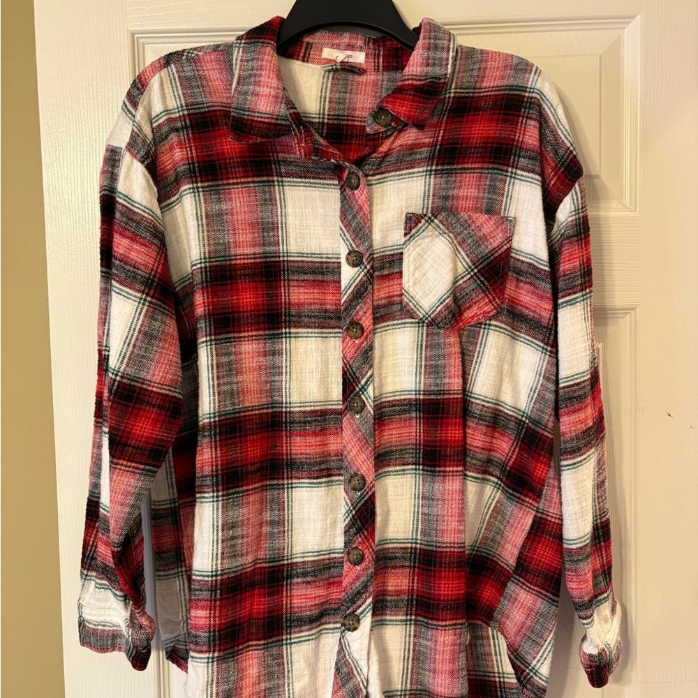 Maurices Plaid Button Down Shirt Red White Flannel Long Sleeve Casual Pocket Top